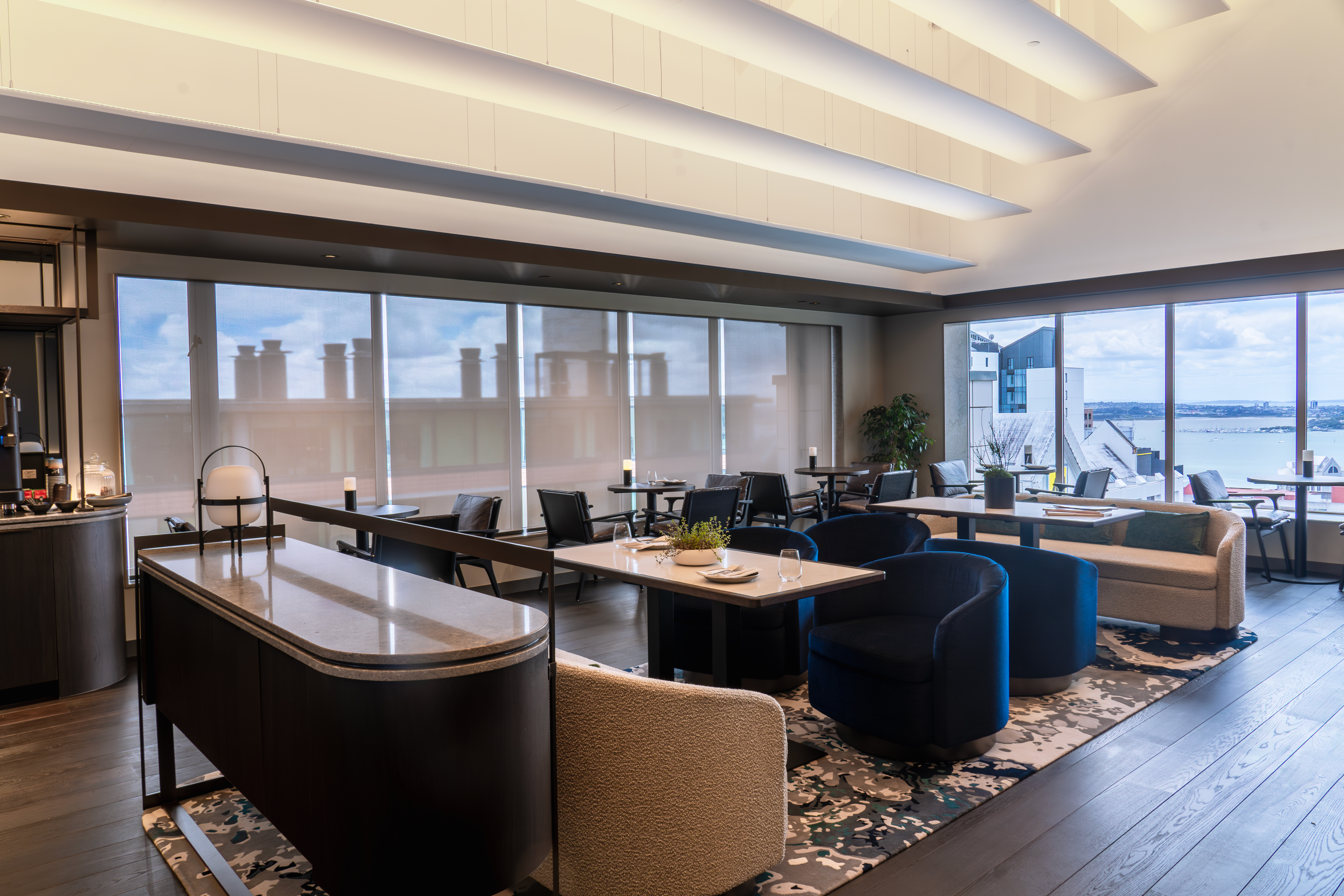 1张特大床高级城市景观高楼层行政酒廊