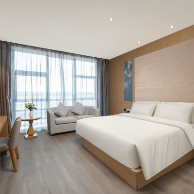 行政大床房（浴缸房+亞朵記憶枕+小冰箱） 上海國際旅遊度假區野生動物園亞朵X飯店優惠