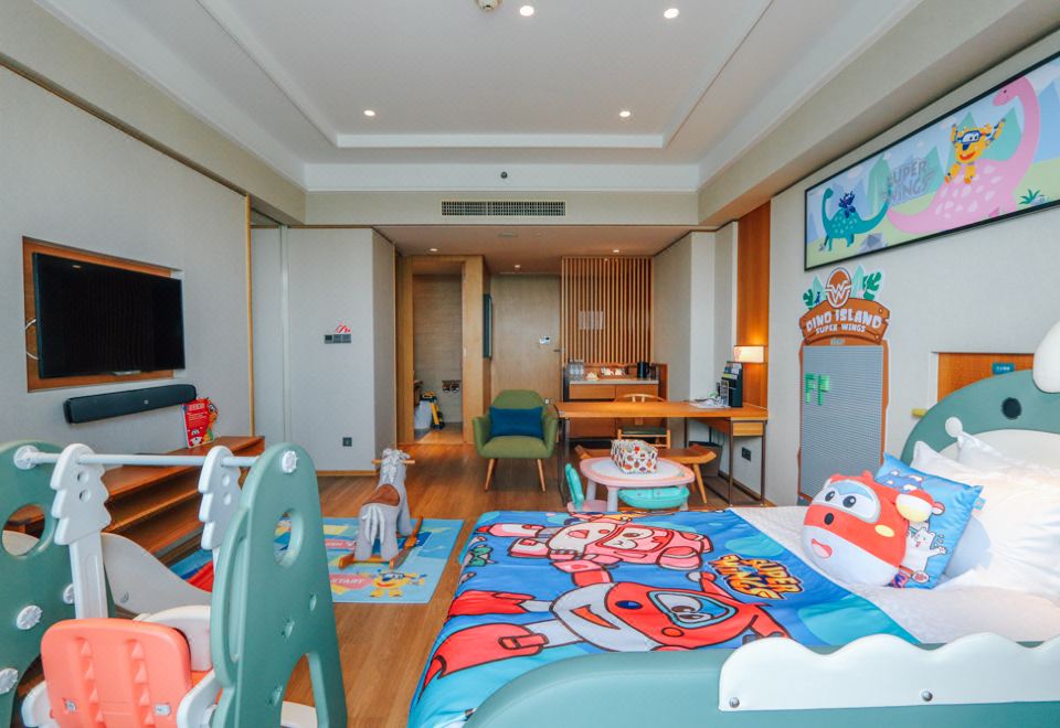 酷芽超级飞侠家庭套房（恐龙小童床+滑梯+积木墙+秋千）