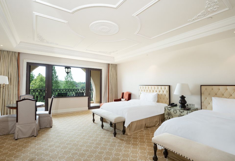 行政|湖景泡池双床房