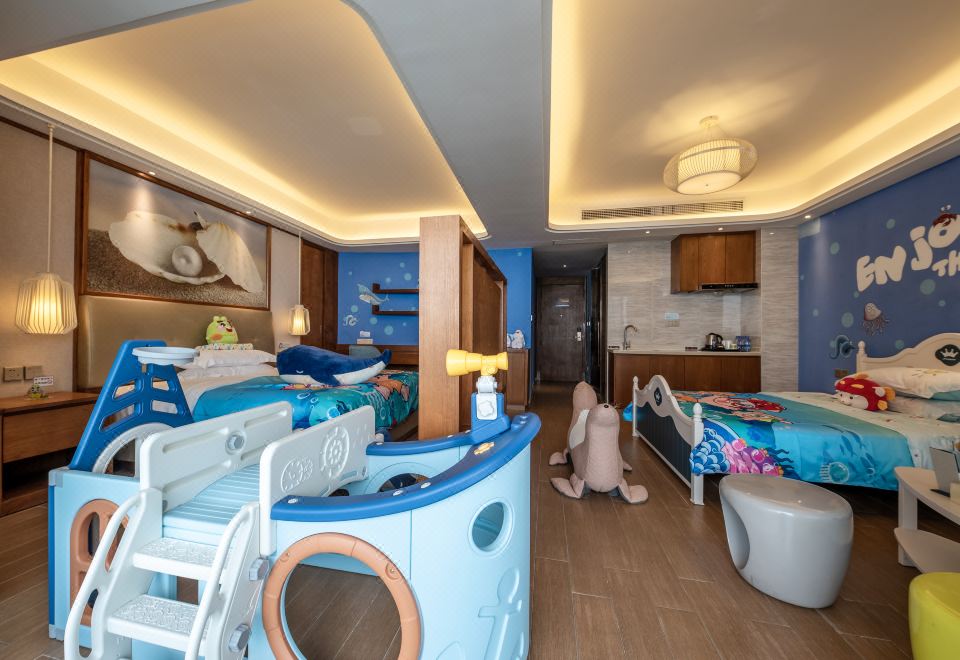 酷芽猪猪侠海景家庭房（子母床）