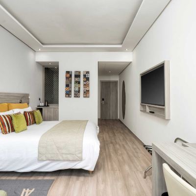 Room Legend-Pool View Marina Bay Promo Code