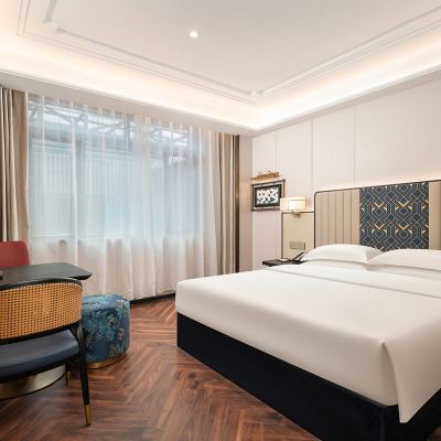 探索大床房（泡茶茶具-智能控制-乳膠枕） 錦江都城飯店（廣州白雲新城萬達廣場店）優惠