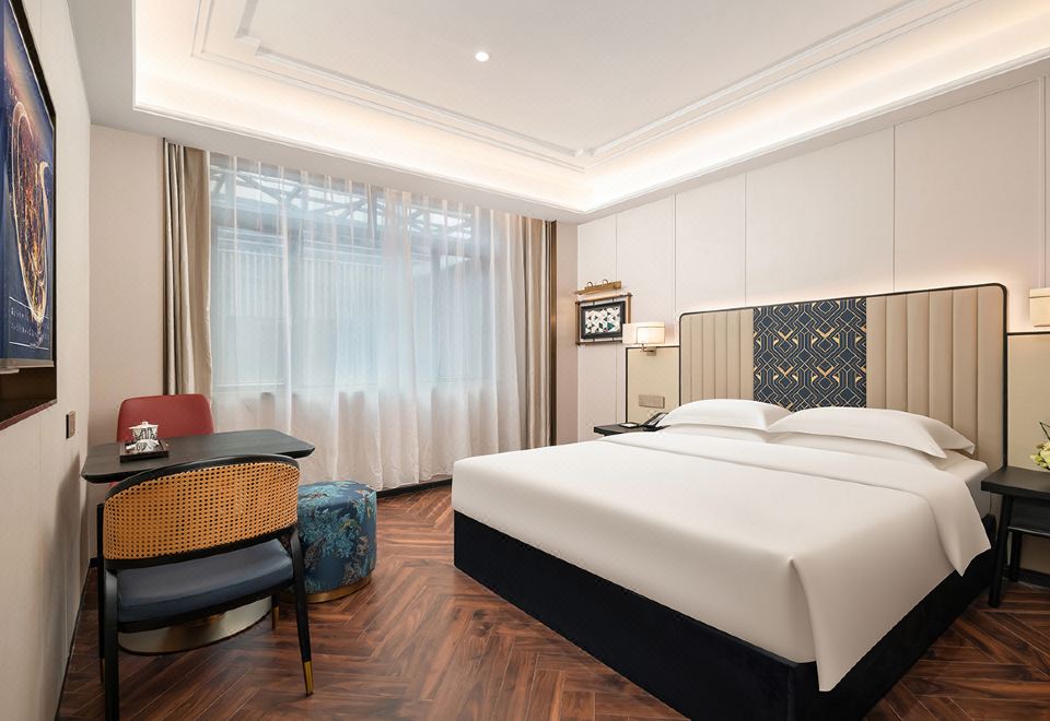 行政尊享大床房（智能客控-乳膠床品-功夫茶具）