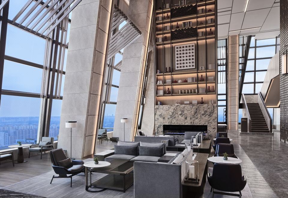 180度落地窗俯瞰璀璨之夜高空双床房