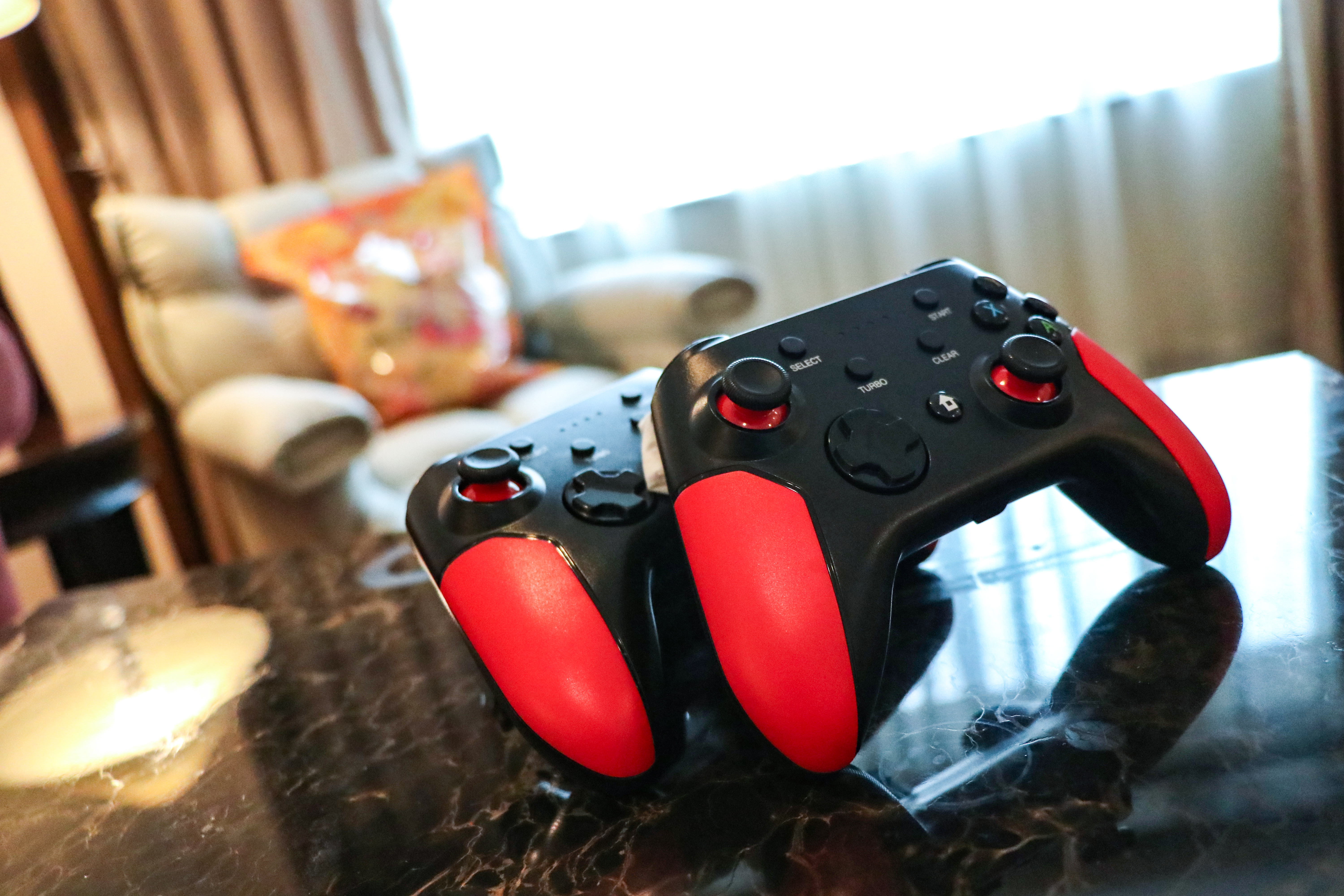 电玩房-标准套房+城市景观