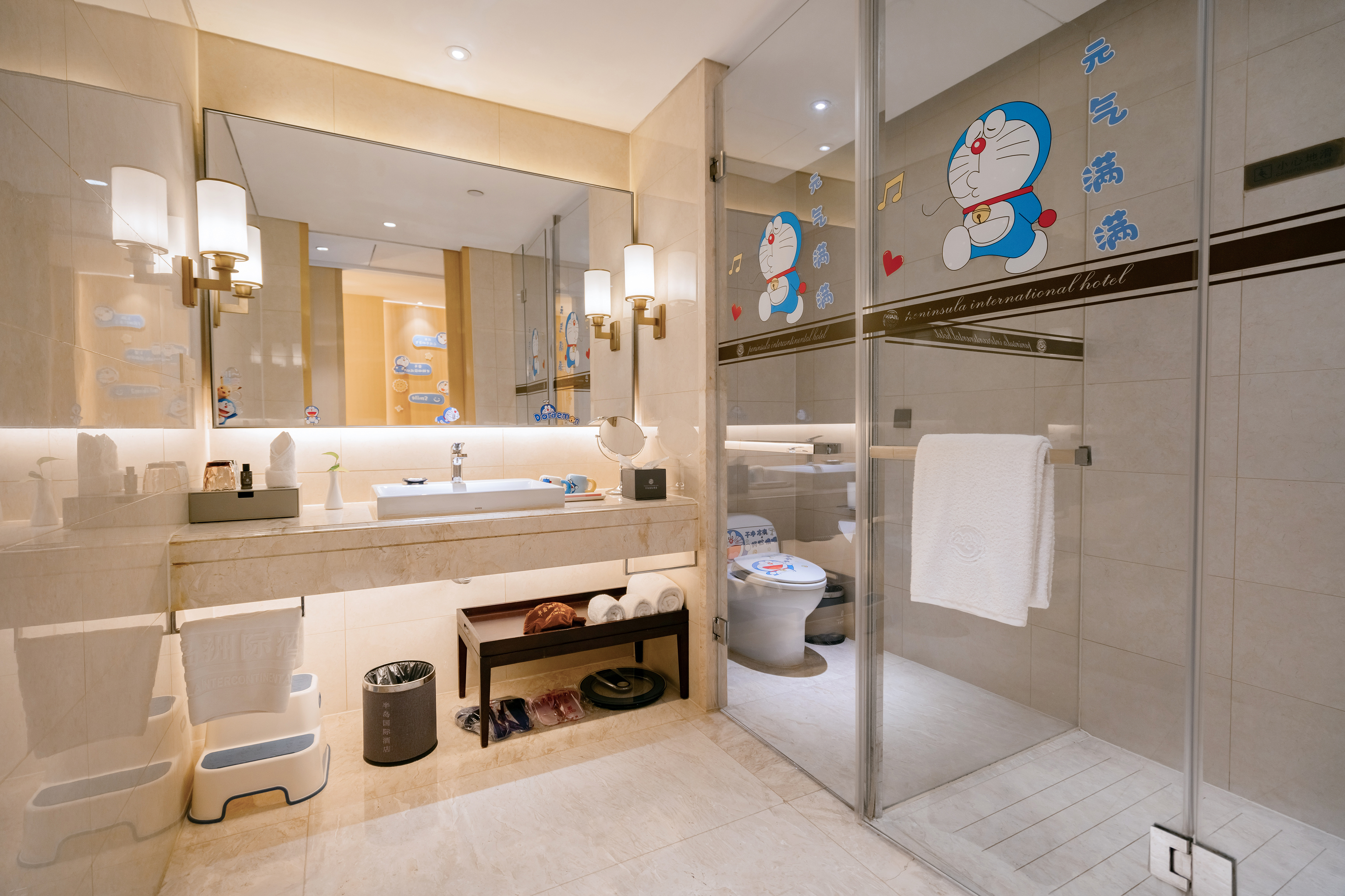 Peninsula International HotelDoraemon Theme Family Room