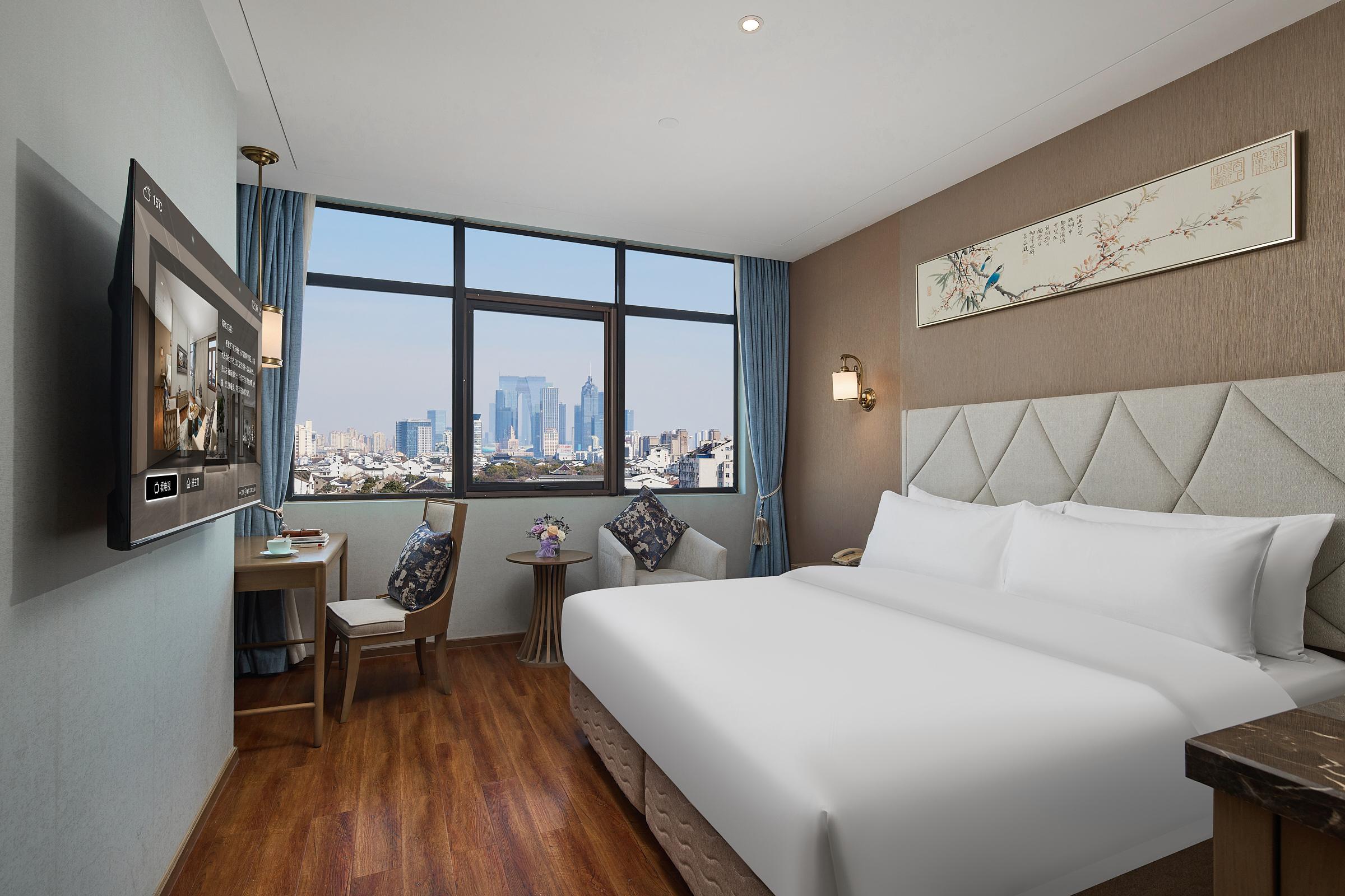 東方之門景觀大床房（可投屏液晶電視）