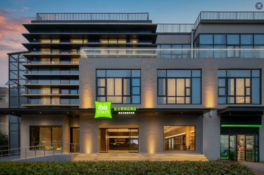 Ibis Styles Shanghai Pudong Airport Hotel