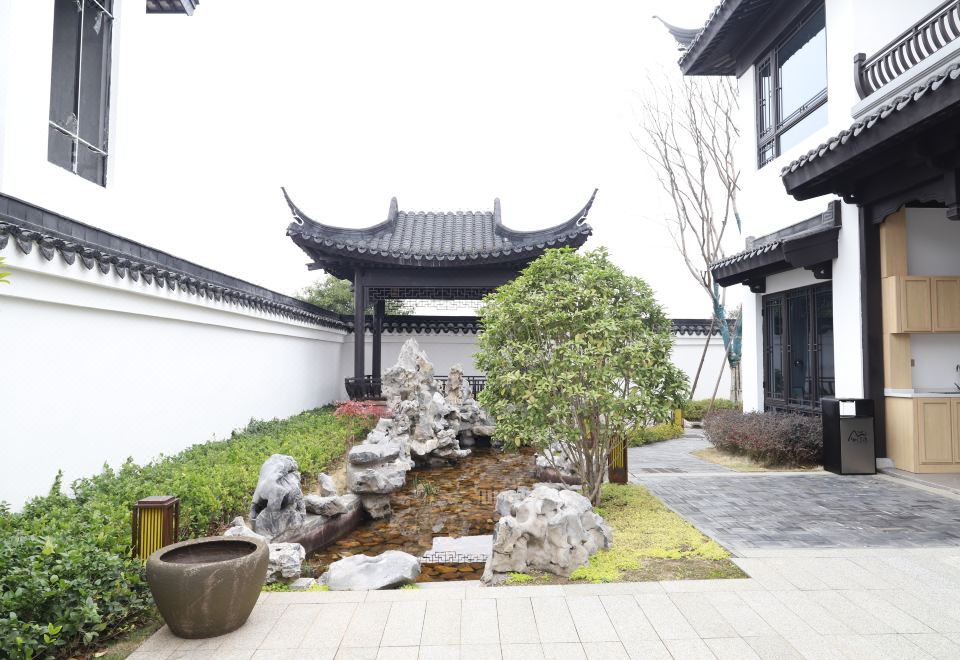 Wyndham Grand Plaza Fuzhou XiangaishanV06 - Courtyard-View