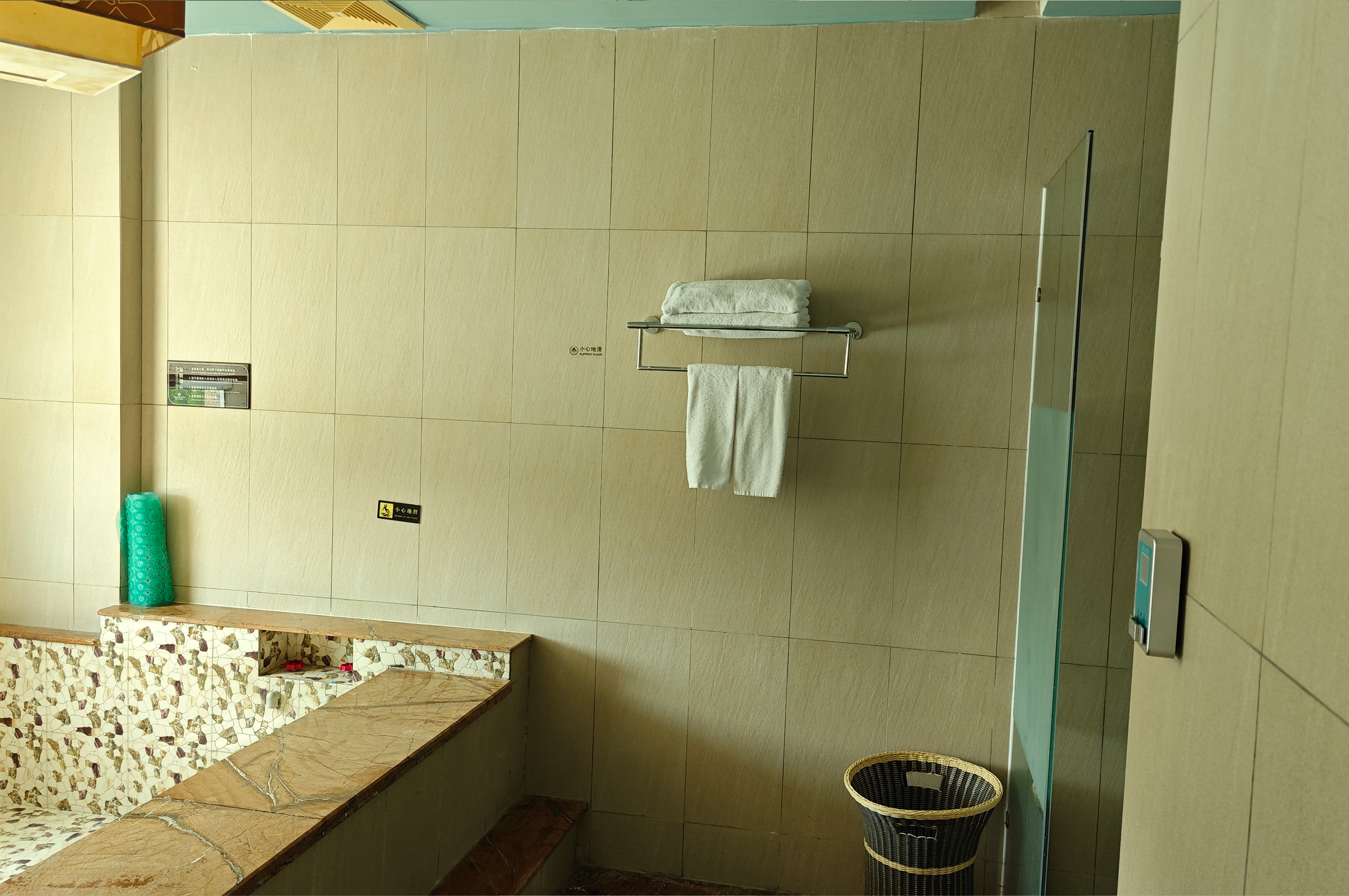 河景豪华套房两房一厅|独立温泉池