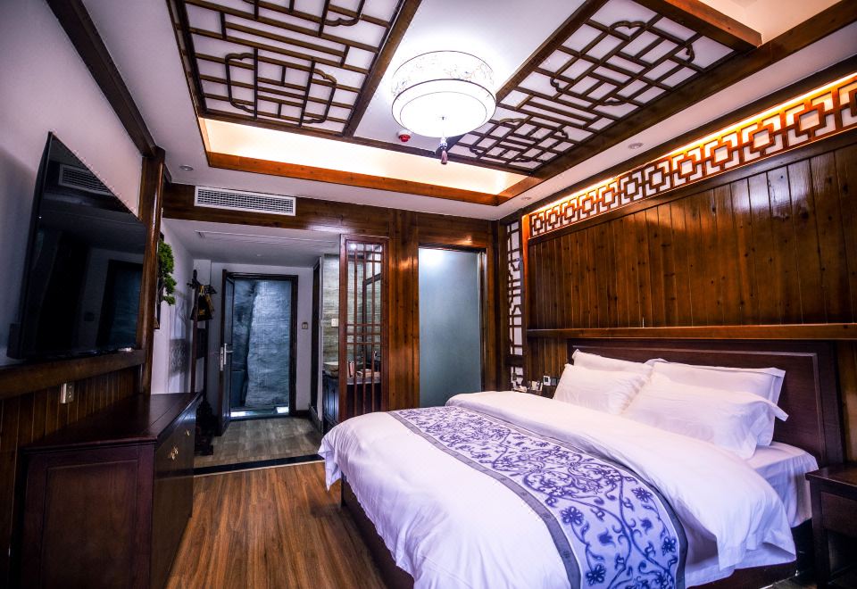 Furong Town Shuiyunxuan Inn (Furong Town Scenic Area)Cloud Zen Shangpin Double Bed Room