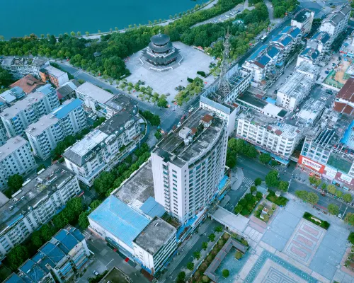 Kaiman Hotel (Jiujiang Wuning Xihai Bay Cultural Plaza) فنادق في وونينغ