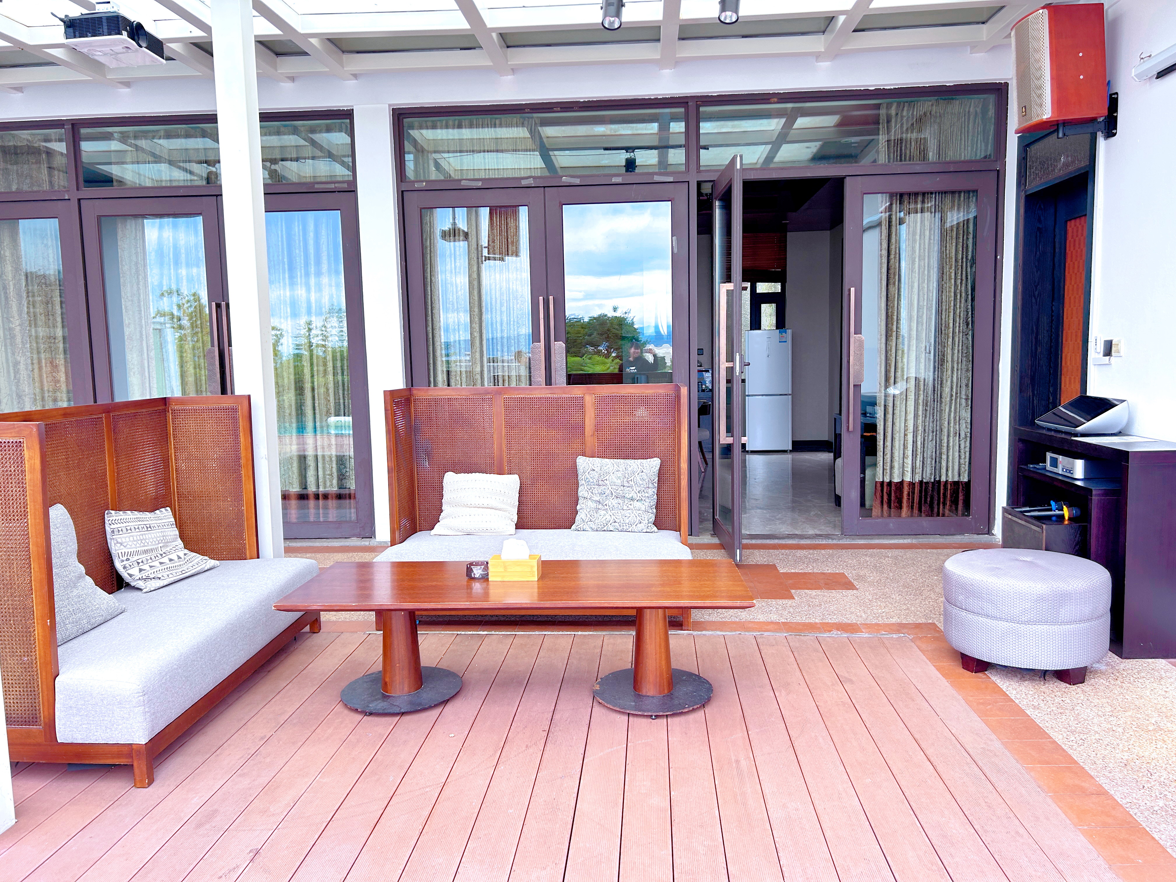 畅享·影院三卧一厅泳池别墅