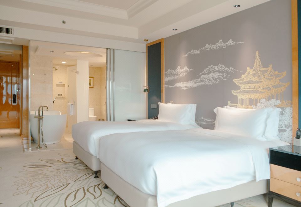 Deluxe Twin Bed Room