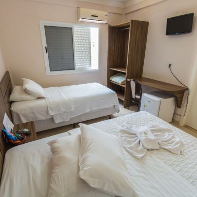 Comfort Room With Two Beds