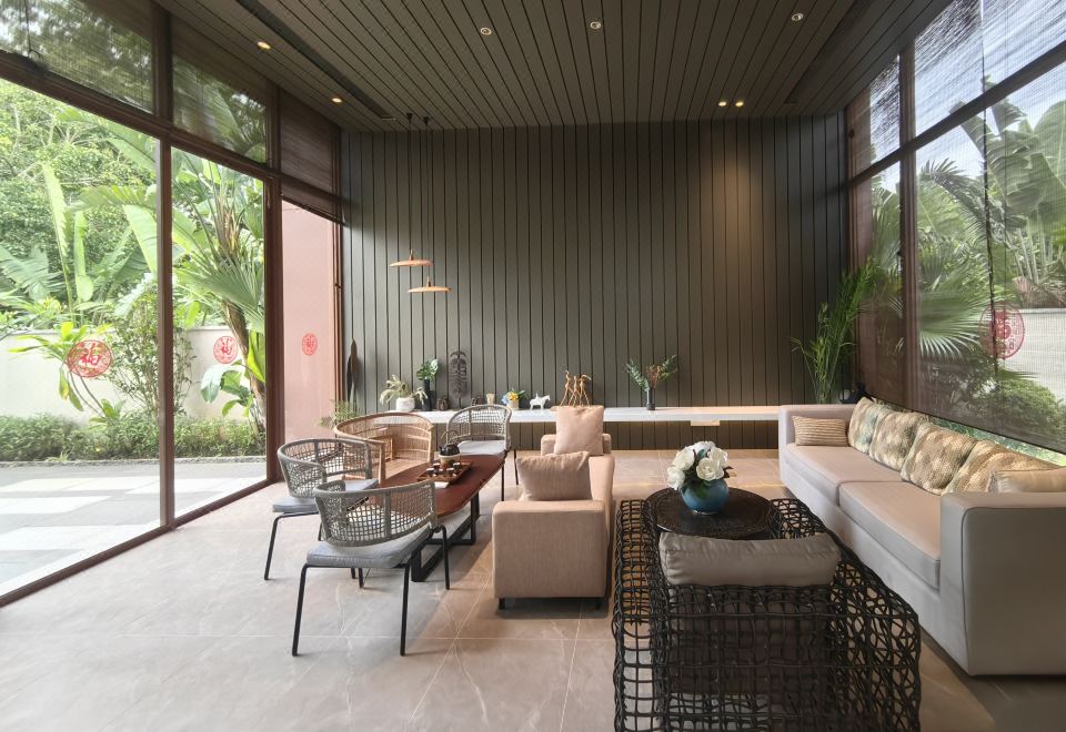 Garden Villa - 3-Room (Pool)