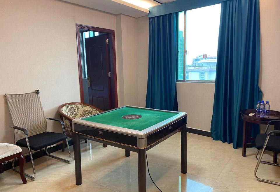 豪華麻將房
