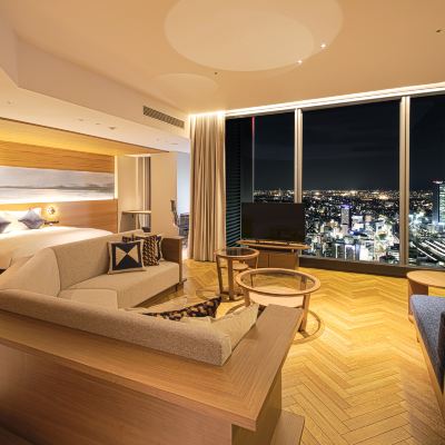 【最上階 36階】 プレミアムコーナーキング With クラブラウンジ 名古屋プリンスホテル スカイタワー クーポン