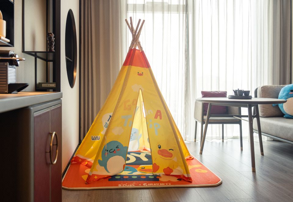 JOYA Hangzhou Qianjiang CBDB.Duck Family Theme Room