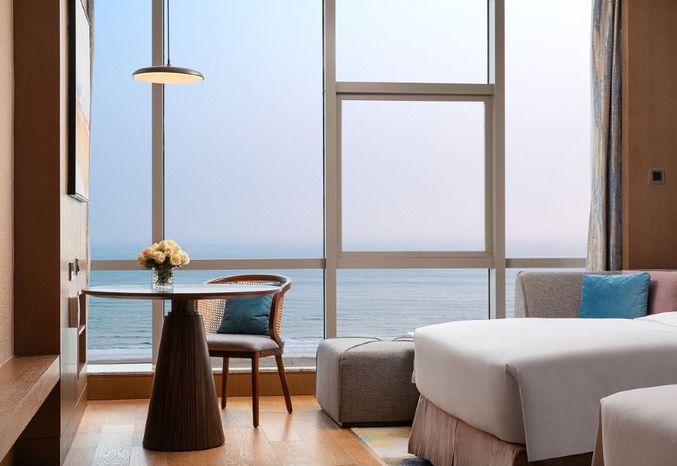 Crowne Plaza Beihai Silver Beach2 Twin Bed Standard Ocean View