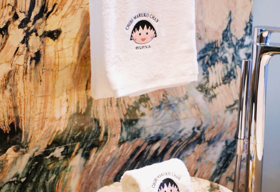 樱桃小丸子亲子主题双床房