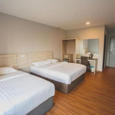 Bilik Keluarga Kupon V3 Hotel & Residence Seri Alam