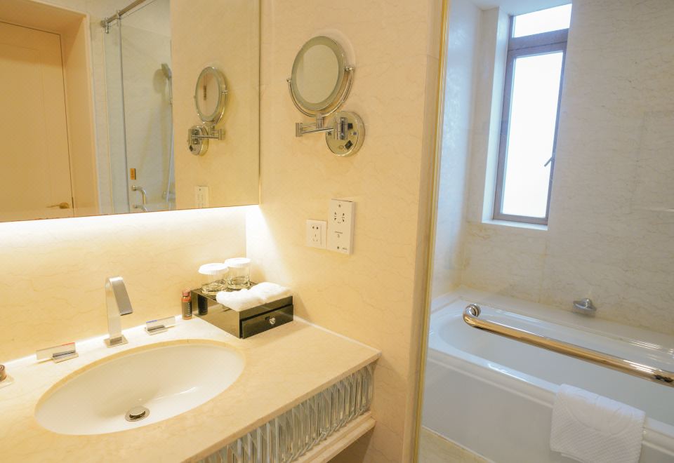 家庭城景连通房