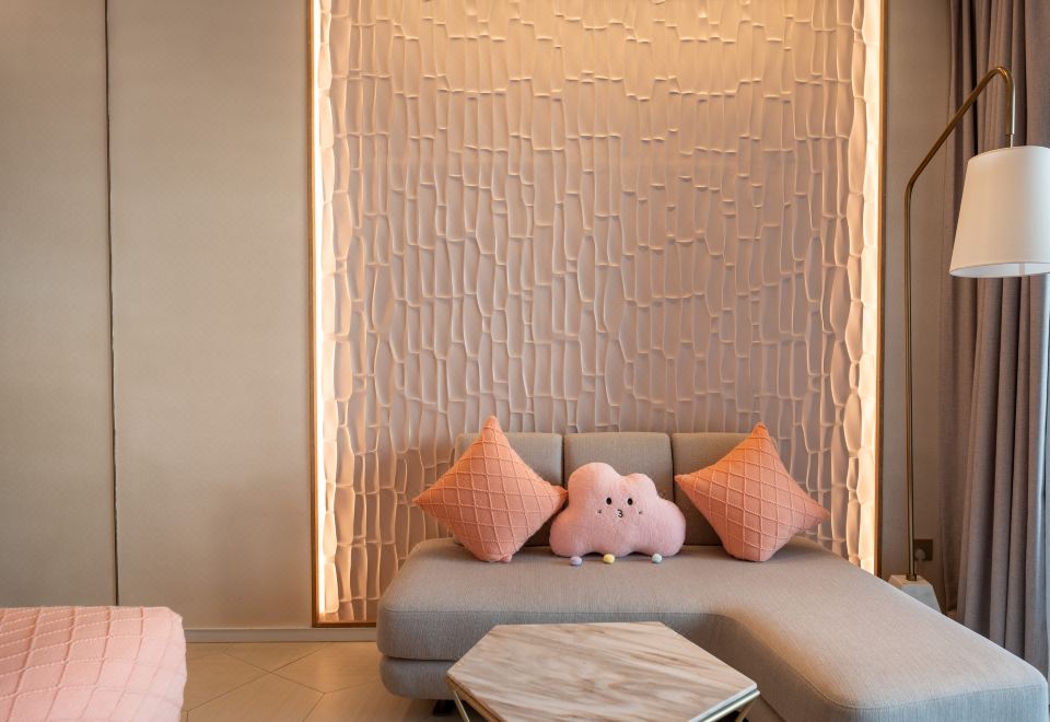 日出海景閨蜜大床房