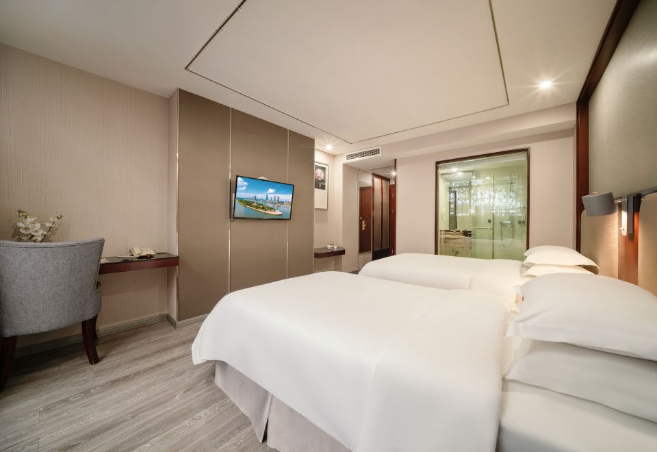 Phoenix Regalia Hotel (Chengdu Chunxi Road Taikoo Li Store)Business Standard Room