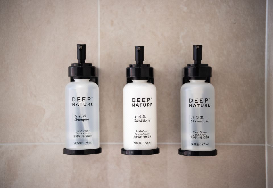 高級山景大床房