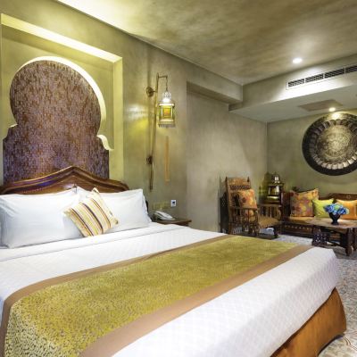 超經濟大床房-18:00後入住 屏東墾丁亞曼達會館優惠