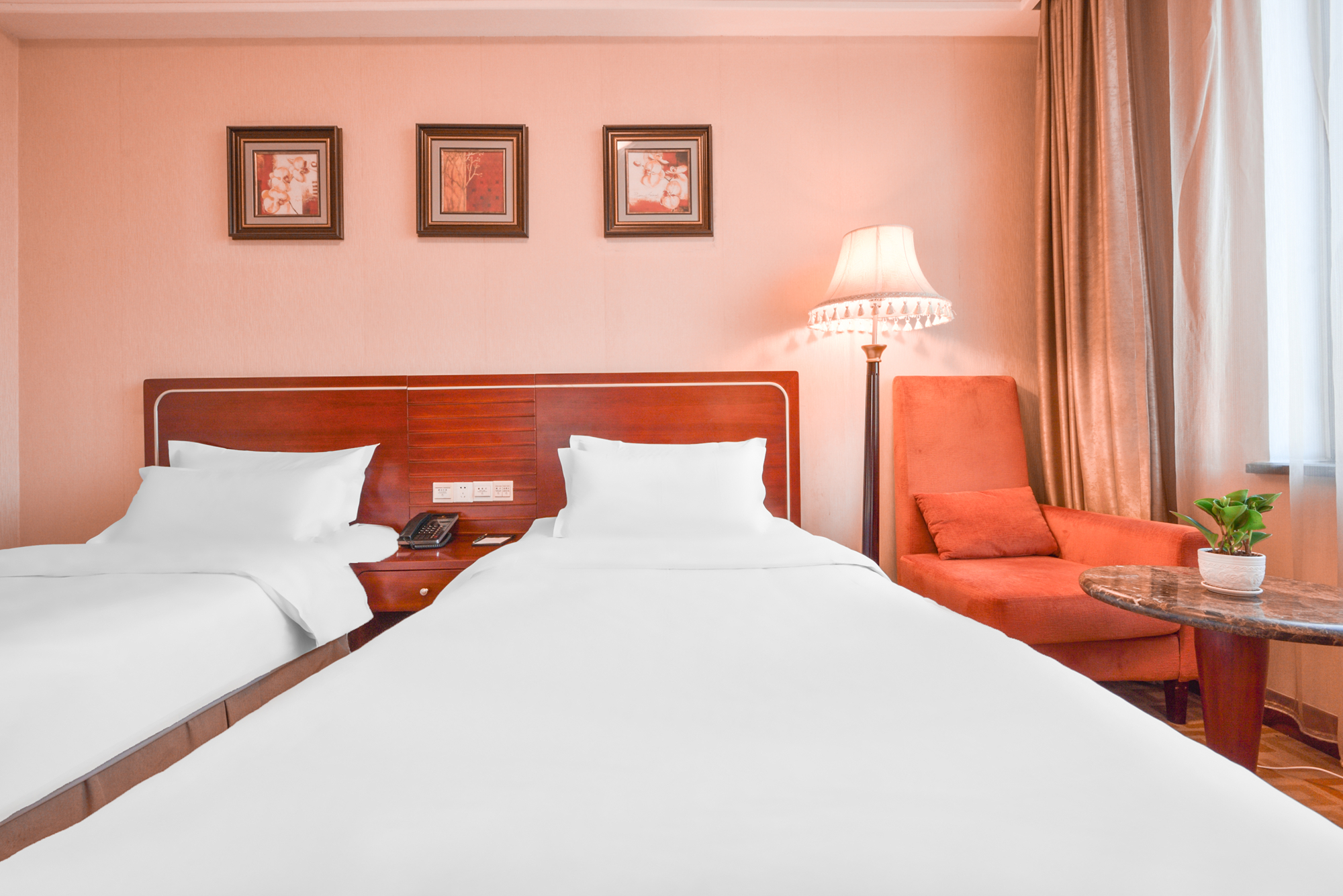 舒適雙床房（小冰箱）