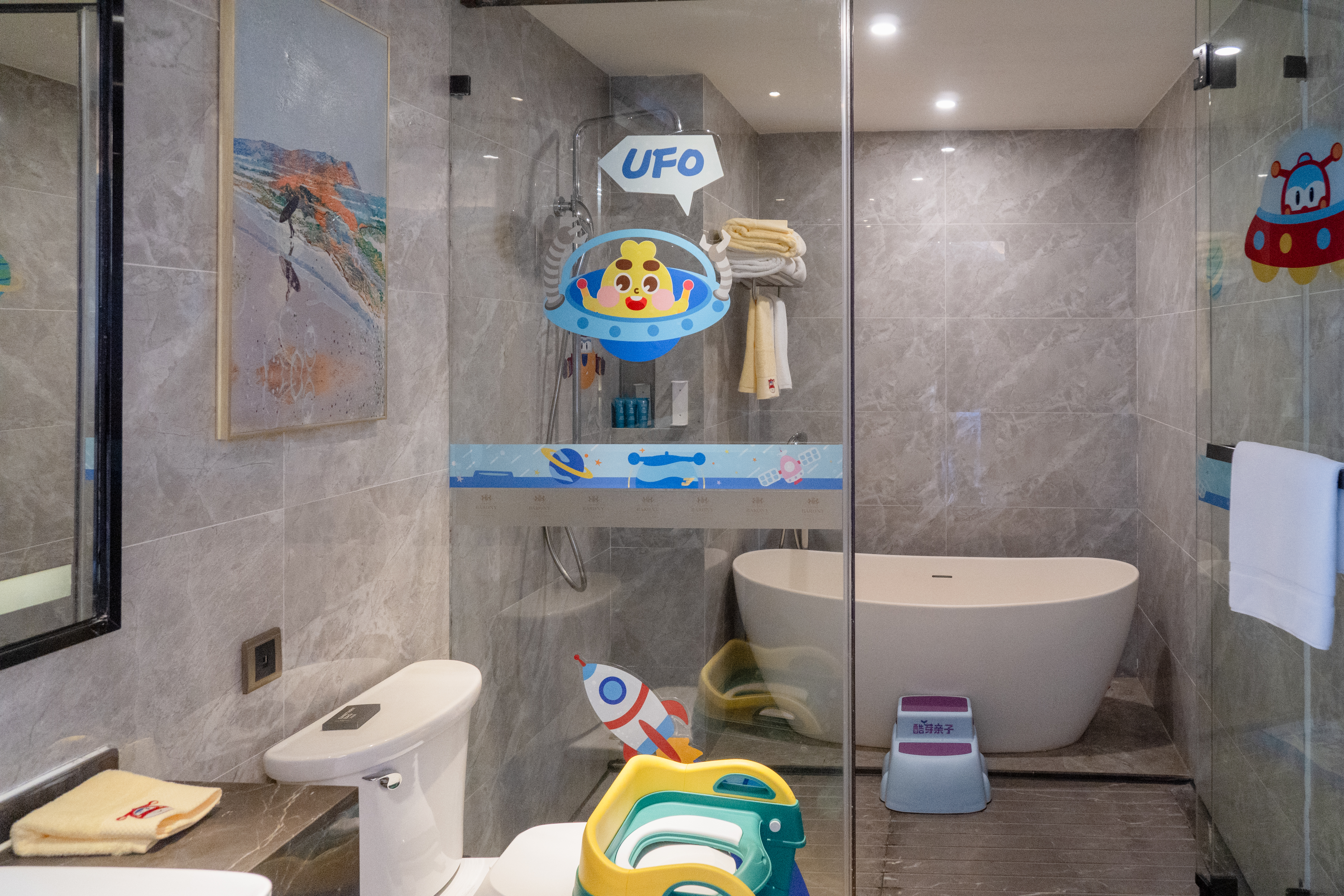 酷芽超级飞侠星际两房一厅亲子套房