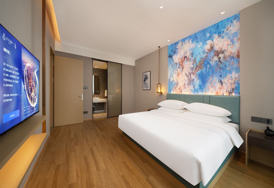 Magnotel Hotel (Jinzhong Lingshi Xinjian Street)Zero Pressure Quiet Elegance Room (Double Bed)