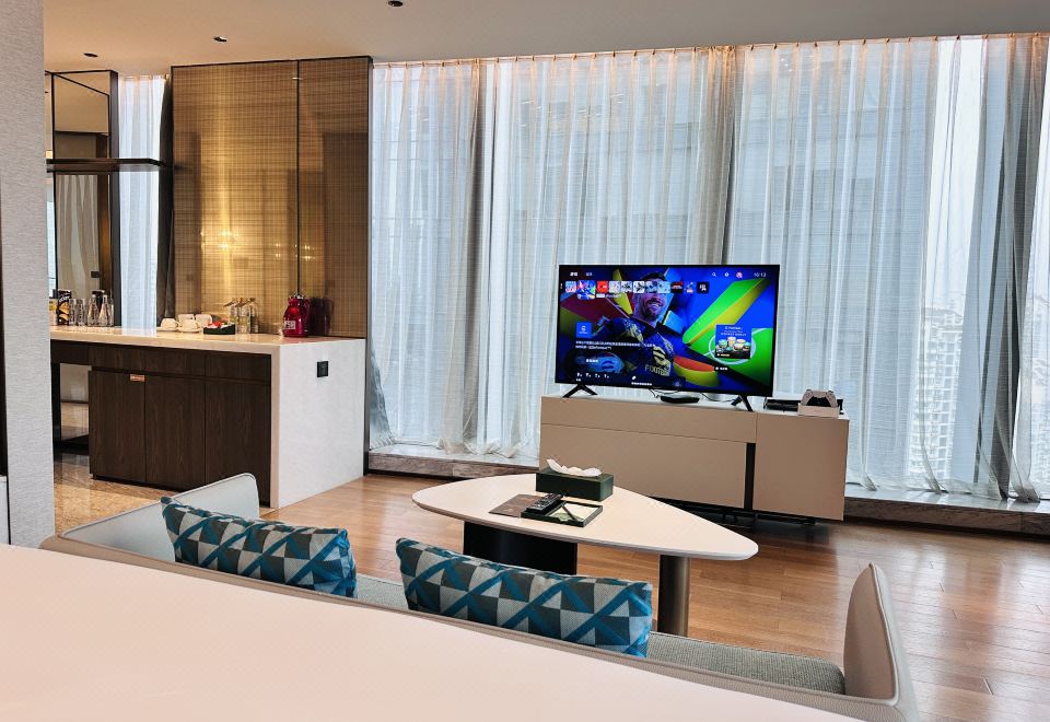 索尼PS5主機游戲大床房