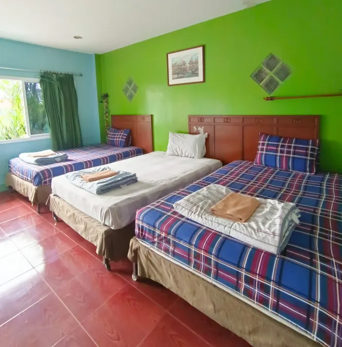 ห้องสำหรับสามท่าน