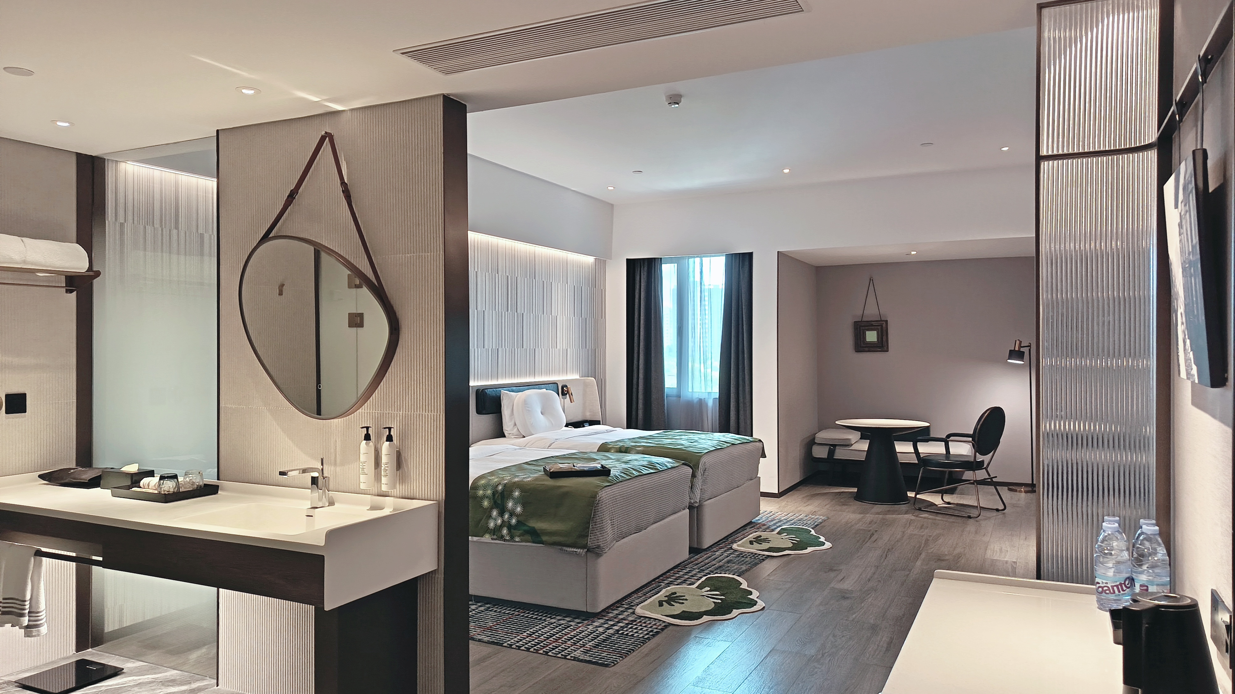 舒睡双床房（按摩助眠床垫+护颈深睡枕头+舒睡锦囊）