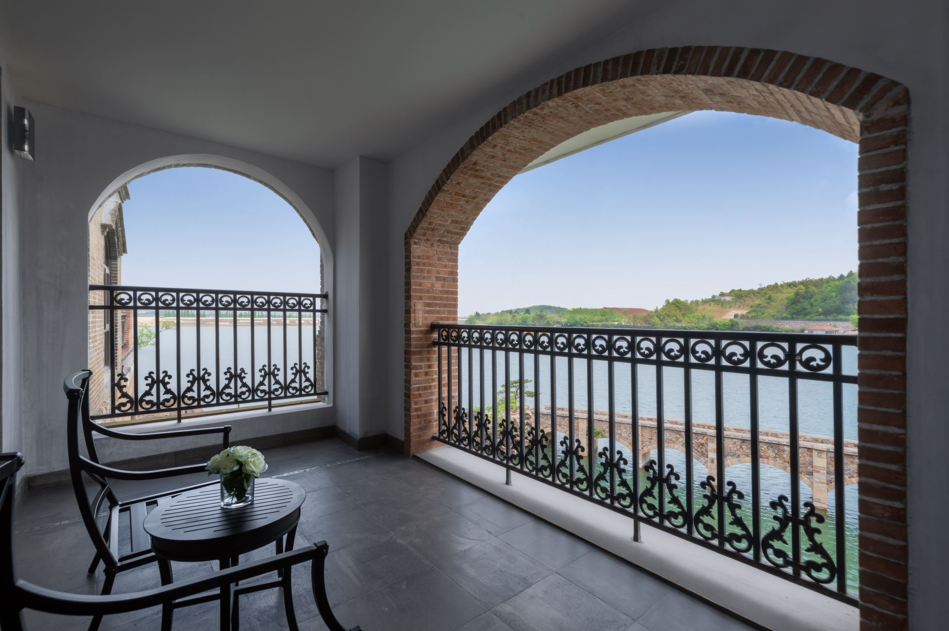 Yunxiu Scenic Suite