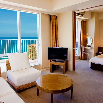 コーナースイート ザ・ビーチタワー沖縄 クーポン