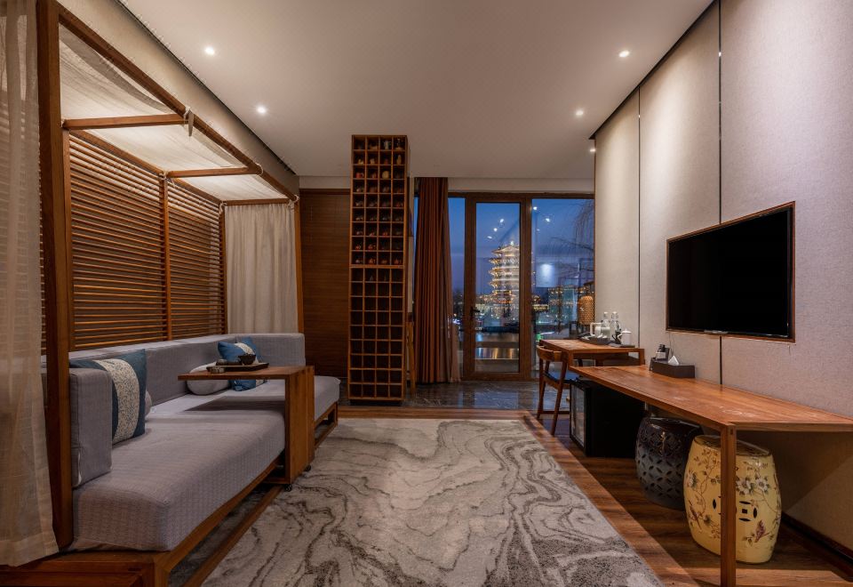 Shangquan Lishe (Ji'nan Daminghu Scenic Area)Lakeview Suite