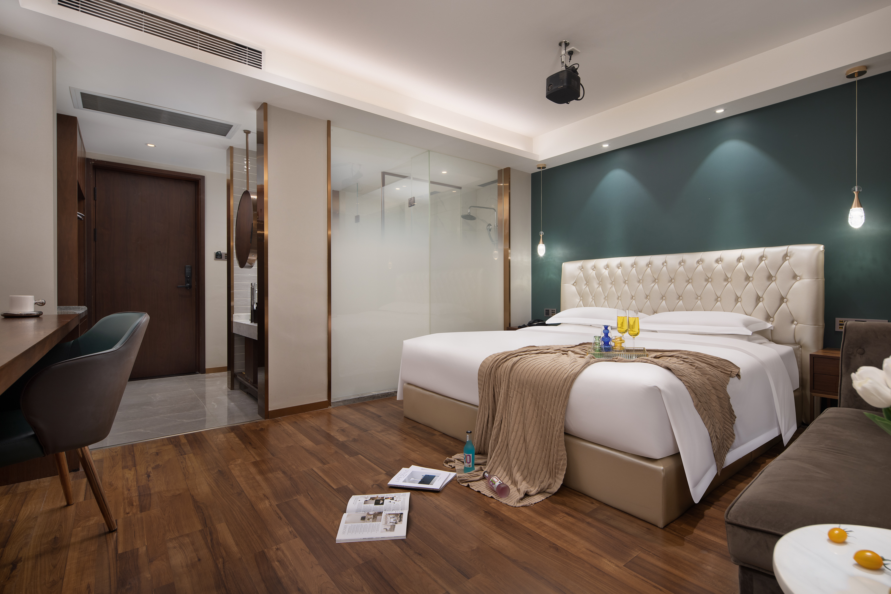 馨雅影音大床房（4K百寸巨幕投影+海量片源+智能客控）