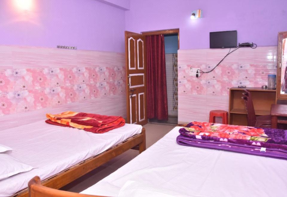 豪华四人房（无空调）