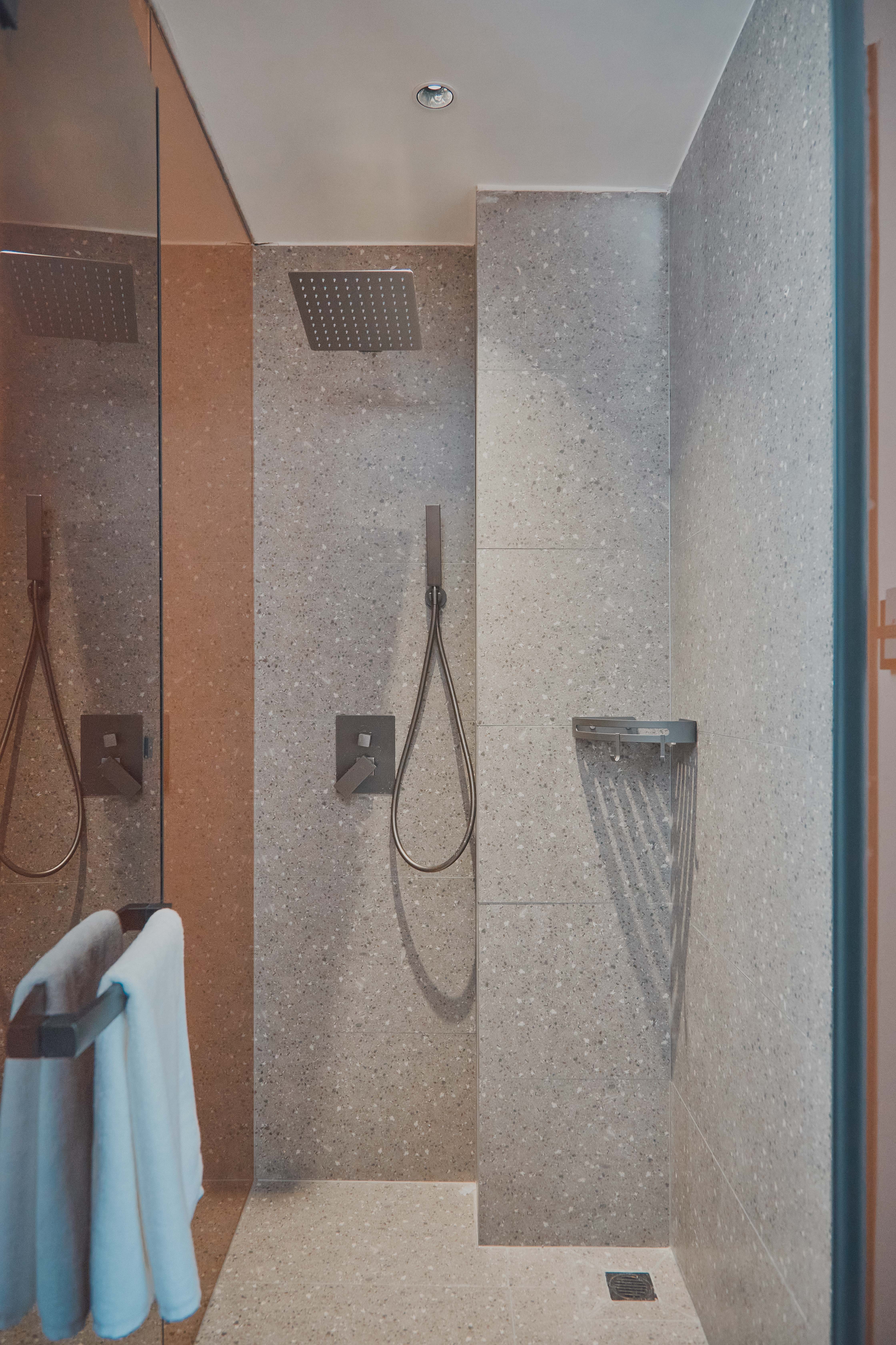 Queen Room With View