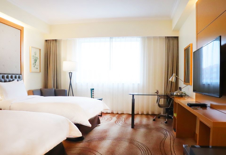 假日高級雙床間