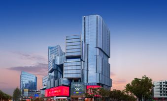 Xingcheng Yuejiang Hotel (Wuyi Square ifs International Financial Center)