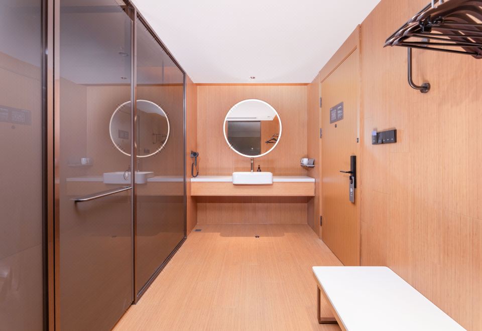 高級大床房+mini冰箱