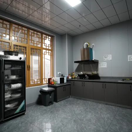 Yining Backpacker Youth Hostel