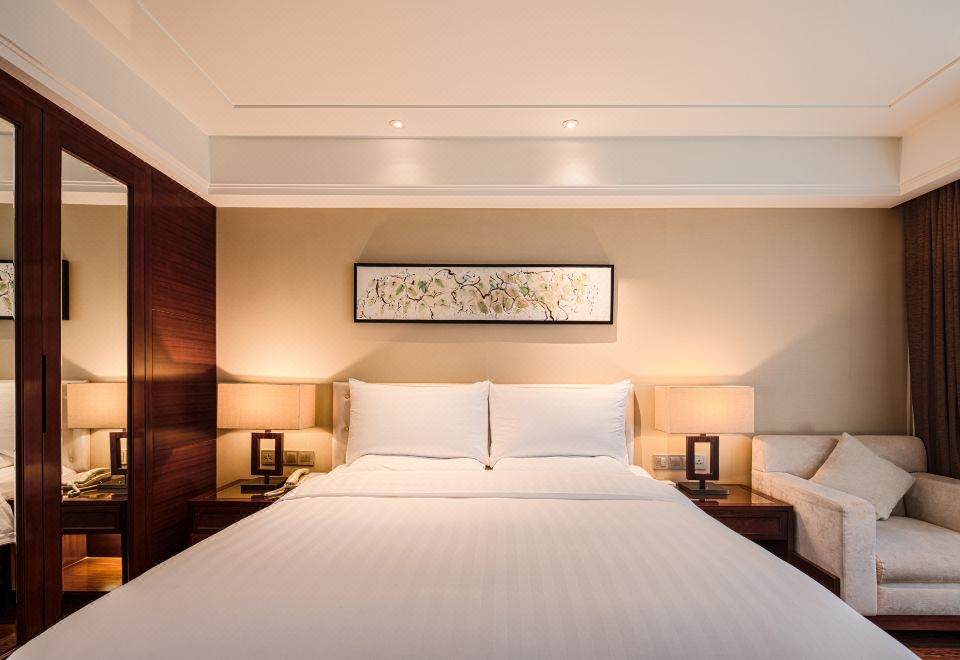 GRAND NEW CENTURY RESORT Siming Lake YuyaoExclusive Comfort Double Bed Room With Massage Chair