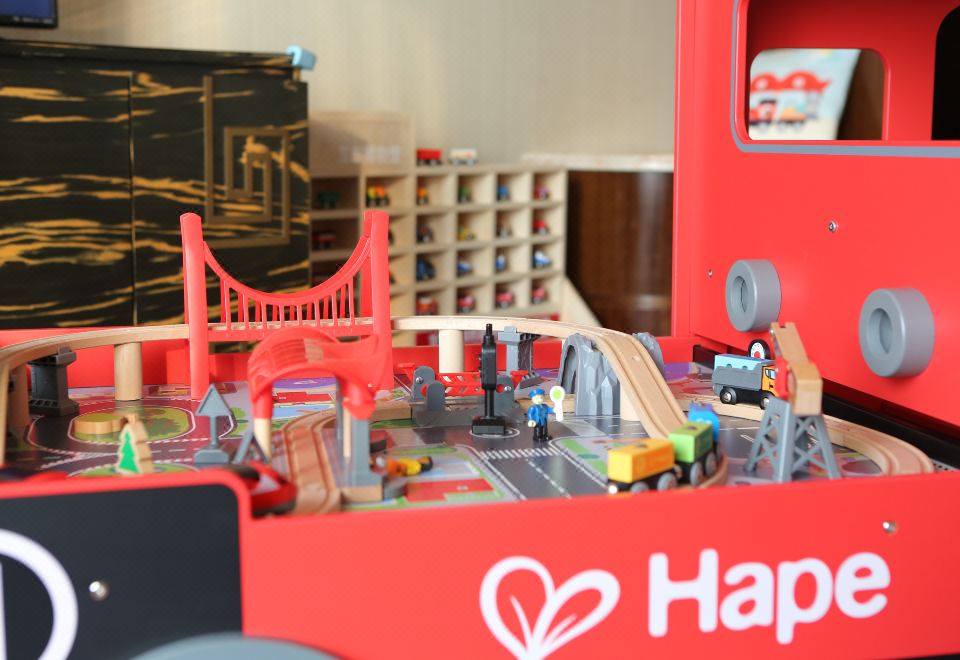 Hape火车轨道主题房